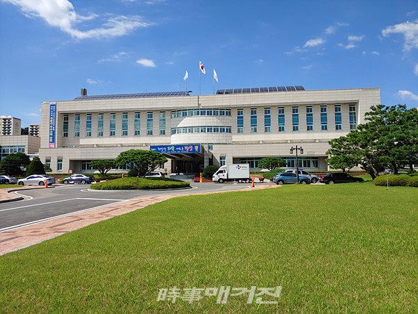광양시가 걷기활성화 사업의 성공적 수행을 위해 지난해 12월 모바일 걷기앱 ‘워크온’ 사업설명회를 개최한데 이어 오는 31일(금) 개발업체인 스왈라비(주)와 업무협약식을 갖는다.(사진_광양시청)