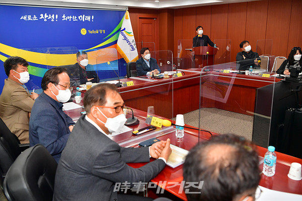 장성군은 “11일 황룡강 지방정원 조성의 성공적 추진을 위하여 실시설계용역 최종보고회를 개최했다”고 밝혔다.(사진_장성군청)