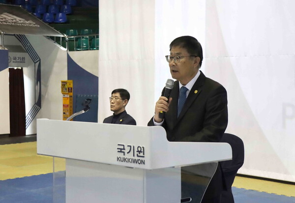 폐회사를 하는 윤웅석 국기원장 모습.(사진_국기원)