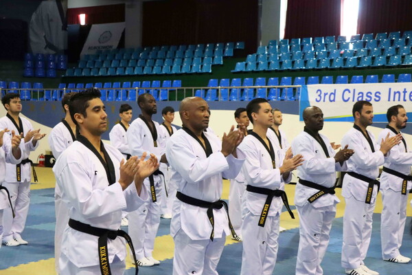 11월 10일(월) 오전 10시 국기원 중앙수련장에서 열린 ‘2025 개발도상국 스포츠지도자 교육과정’ 폐회식 모습 3. (사진_국기원)