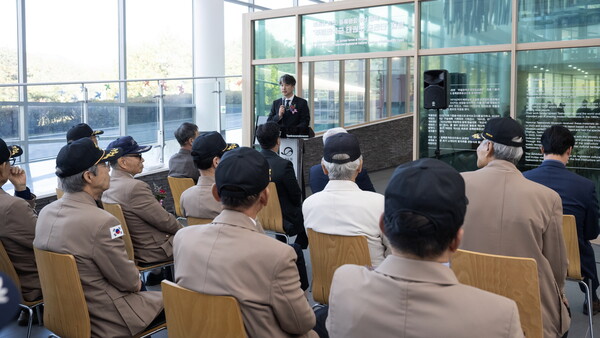 김중헌 이사장이 개막식에서 인사말을 하고 있다 (사진_태권도진흥재단)