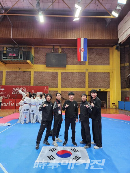 대한민국 청소년 태권도 국가대표팀 감독 코치진 (사진_조두상 기자)