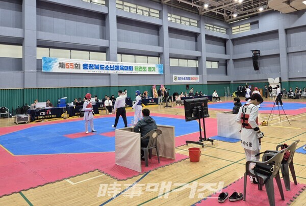 제55회 충청북도 소년체육대회 태권도 경기장 모습 (사진_이성만 기자)