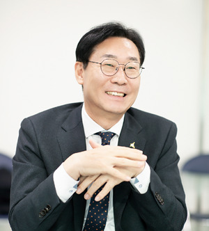 커버스토리 이미지